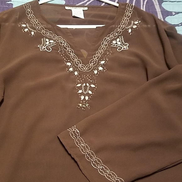 🎁Tops (2) - Picture 2 of 4